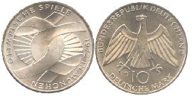 BRD 10 DM Gedenkmünze Silber Olympia verschlungene Arme 1972 D vz-st Vorderseite und Rückseite zusammen