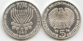 BRD 5 DM Gedenkmünze Silber 25 Jahre Grundgesetz 1974 F st/prägefrisch Vorderseite und Rückseite zusammen