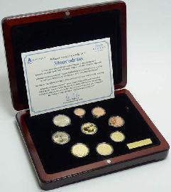 Finnland Kursmünzensatz 2002 Polierte Platte OVP mit Goldmedaille 7,78g fein